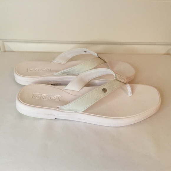 NWT ONCAI White Yoga Mat Thong Sandals With Orthotic Rubber Soles Size 9 - Picture 9 of 10